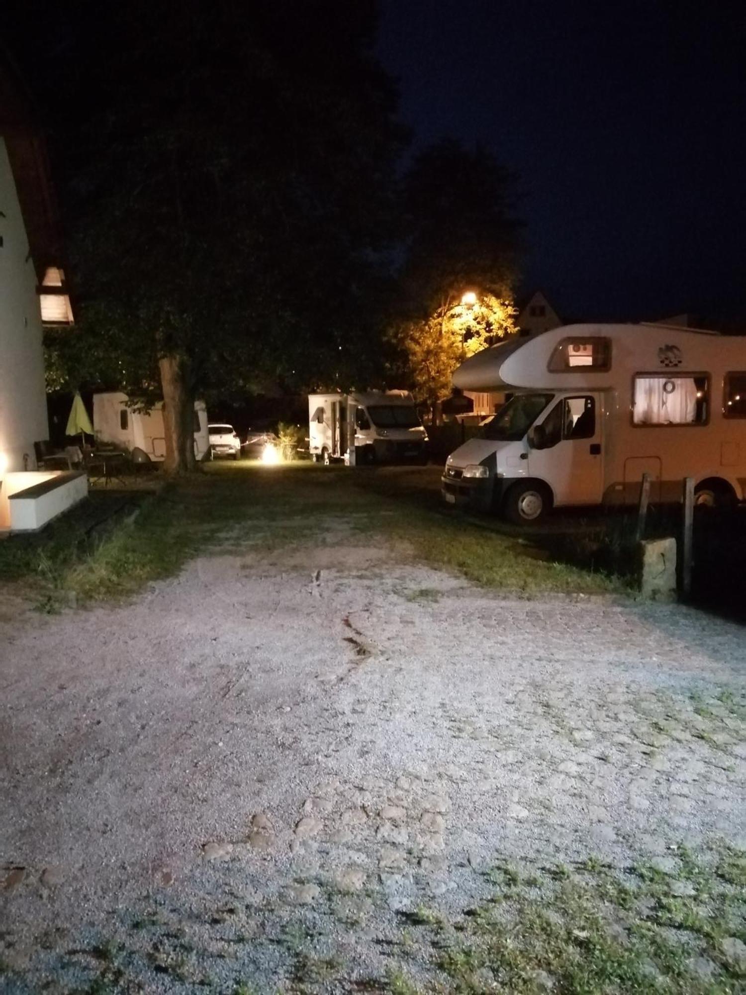 מלון פירנה Zeltplatz Altjessen 57 מראה חיצוני תמונה